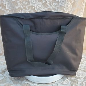 New Big BLACK Insulated Tote bag  Zip top closure Outside slip pocket Heavy Duty